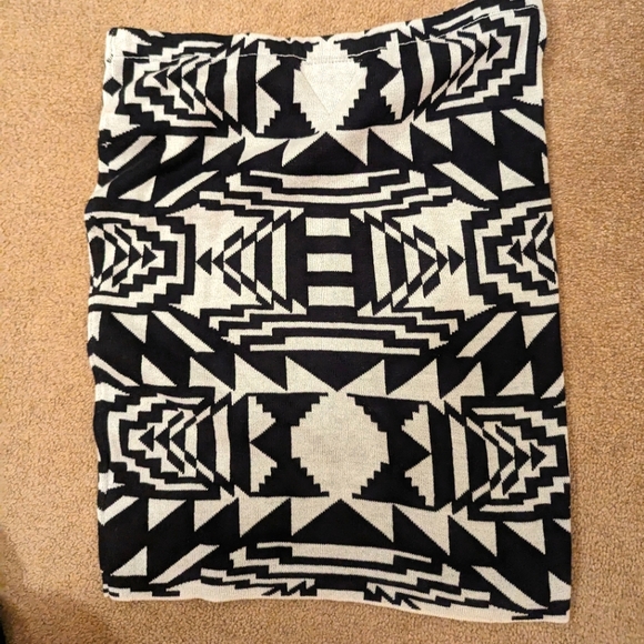 Volcom mini skirt - Picture 4 of 4